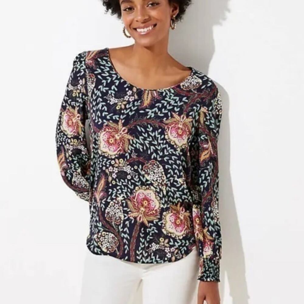 LOFT Paisley Floral Business Casual Modest Feminine Lightweight Pretty Blouse XS